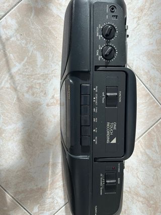 Radio Cassette Sanyo