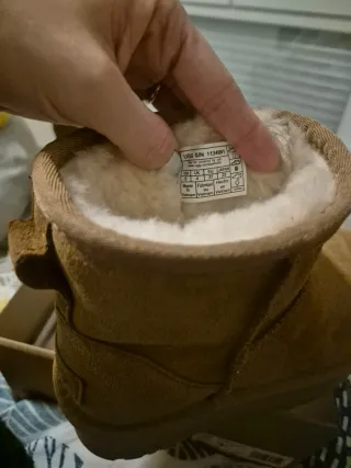 Botas UGG Mini Plataforma Piel Beige