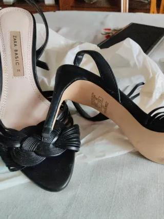 Zapatos de tacón negros talla 36