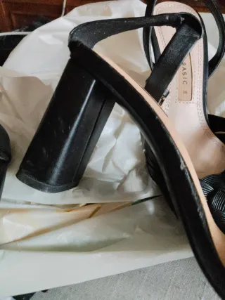 Zapatos de tacón negros talla 36