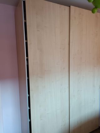 Armario puertas correderas Ikea Pax Hasvik