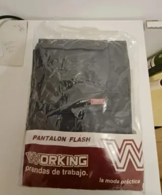 Pantalón de trabajo gris con bolsillos talla s
