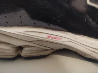 New Balance 2002R Protection Pack Negro/Gris