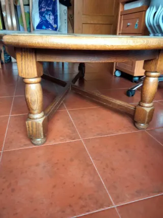 Mesa de salón de roble macizo con azulejos