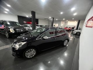 Peugeot 208 2016