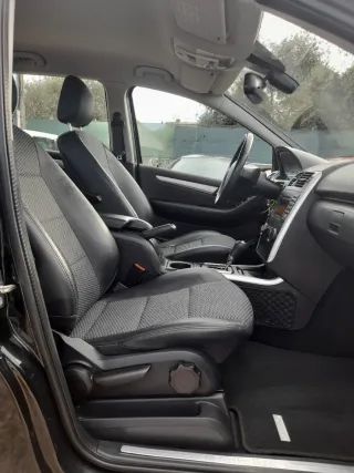 MERCEDES A180CDI AUT.AVANTGARDE