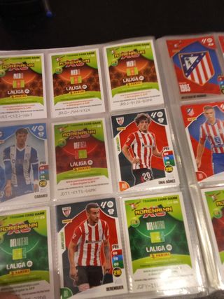 Álbum de cromos de fútbol CRACKS