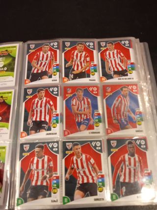 Álbum de cromos de fútbol CRACKS