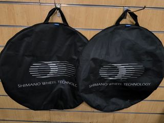 Par de bolsas para rodas Shimano