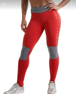 Leggings Labellamafia Rojo y Gris