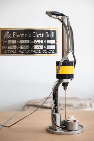 Lote maquinas confección. Corte, plancha, costura