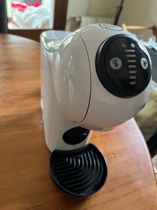 Cafetera Dolce Gusto Blanca