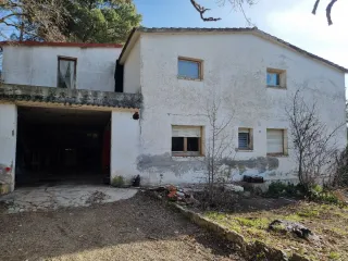 Casa a 4 vientos,grande 2 plantas