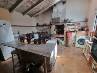 Casa a 4 vientos,grande 2 plantas