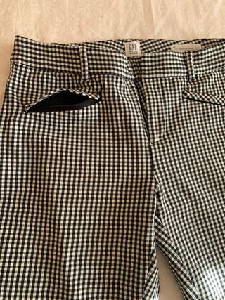 Pantalones pitillo cuadros GAP elástico