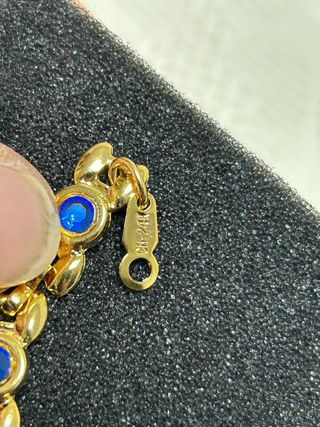 Pulsera y pendientes oro con esmeraldas azules