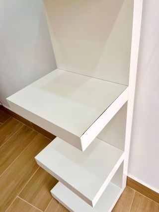 Estantería de pared Ikea blanca