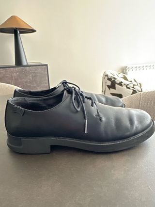 Zapatos de cordones CAMPER negros