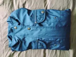 Chubasquero mujer azul