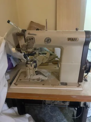 Máquina de coser Refrey ROCMA