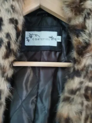 Chaqueta de piel natural con cuello