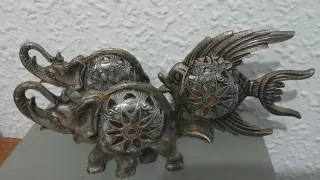 Figuras de metal coleccionables