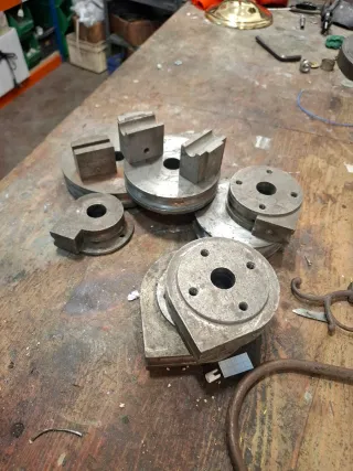 Curvadora manual de tubo