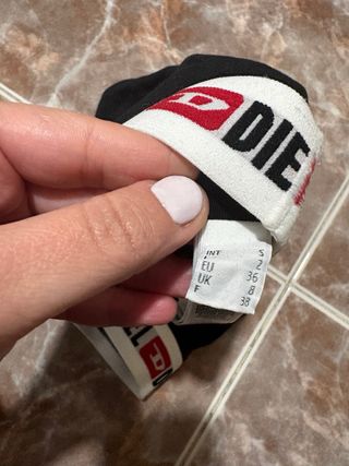 Top Diesel nero con logo