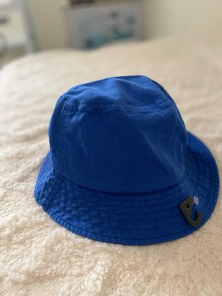 Gorra bucket Zara 6/9 años con etiqueta