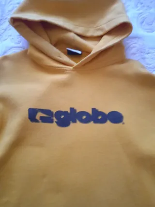 Sudadera Globe Amarilla Hombre largo 66 cms. Ancho