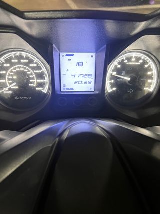 Kymco Grand Dink 300 ABS Impecable