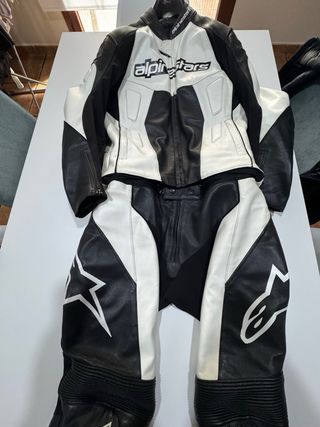 Traje Alpinestars 2 piezas Traje T54 + botas T45