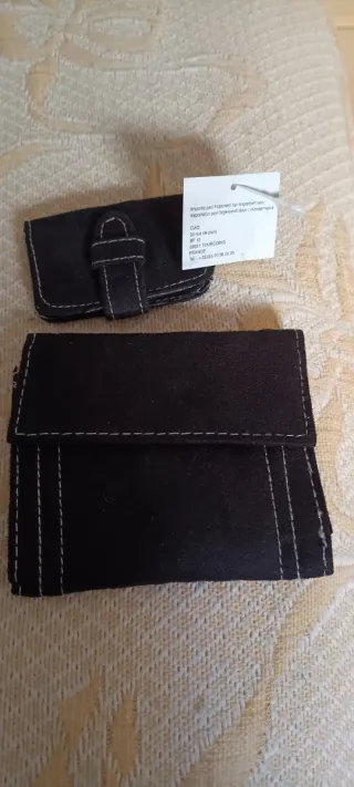 Fula,guantes y cartera elegantes