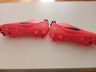 Botas de fútbol Adidas niño f50