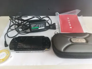 SONY PSP-2004 PIANO BLACK