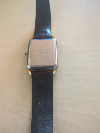 Reloj Radiant Cuadrado Dorado y Marrón