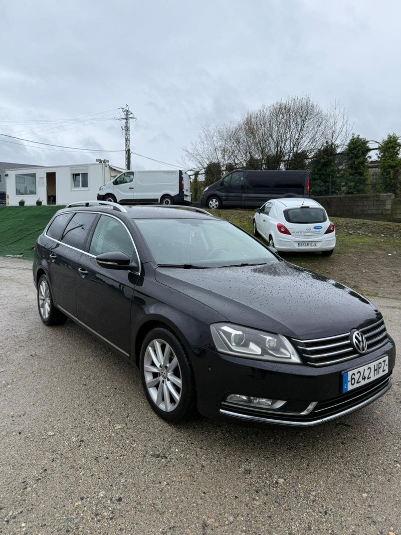 Volkswagen Passat 2013 - foto 1
