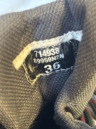 Botas de montaña Quechua T36 waterproof