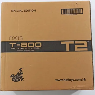 Hot Toys DX13 T-800 Battle Damaged Special Edition