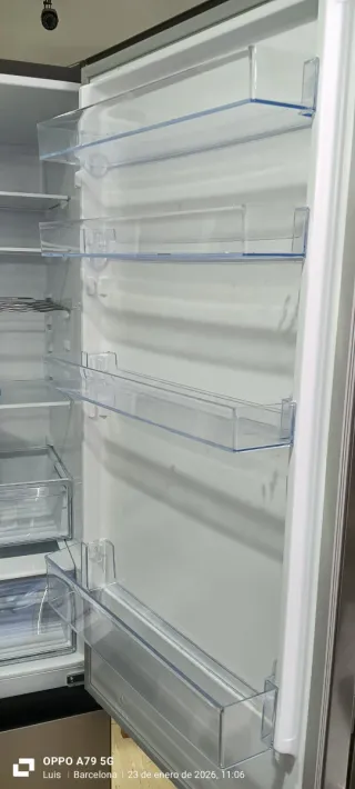 Nevera Combi HISENSE Acero Inoxidable SEMI NUEVA