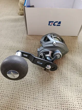 Carrete de pesca Tica Titanclaw
