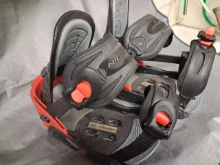 Attacchi Snowboard Nidecker