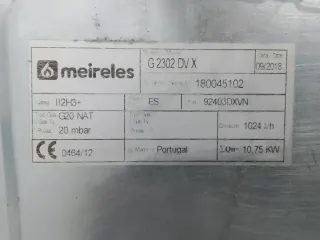 Cocina de gas plateada Meireles GAS NATURAL