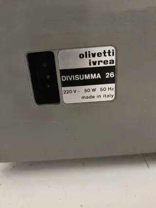 Calcolatrice Olivetti Divisumma 28 Vintage
