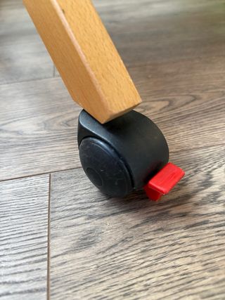 Cuna de tijera beige con osito