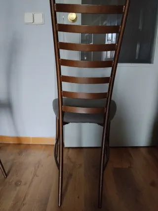 Sillas de comedor Ikea. Metal y Tapizado azul