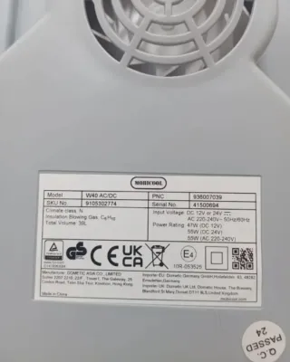 Nevera portátil azul Mobicool W40 AC/DC