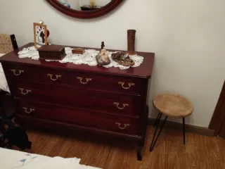 Dormitorio completo madera oscura