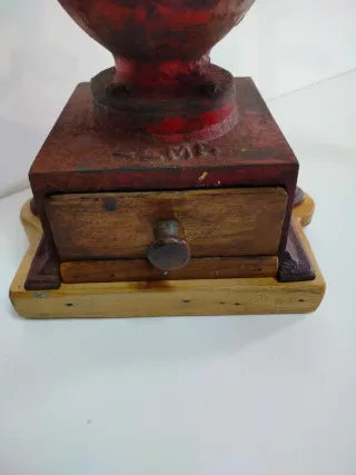 ANTIGUO MOLINILLO DE CAFE ELMA NÚMERO 1