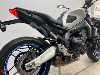 YAMAHA MT 09 SP 35KW | 2022 | 19.100kms | 95€/mes